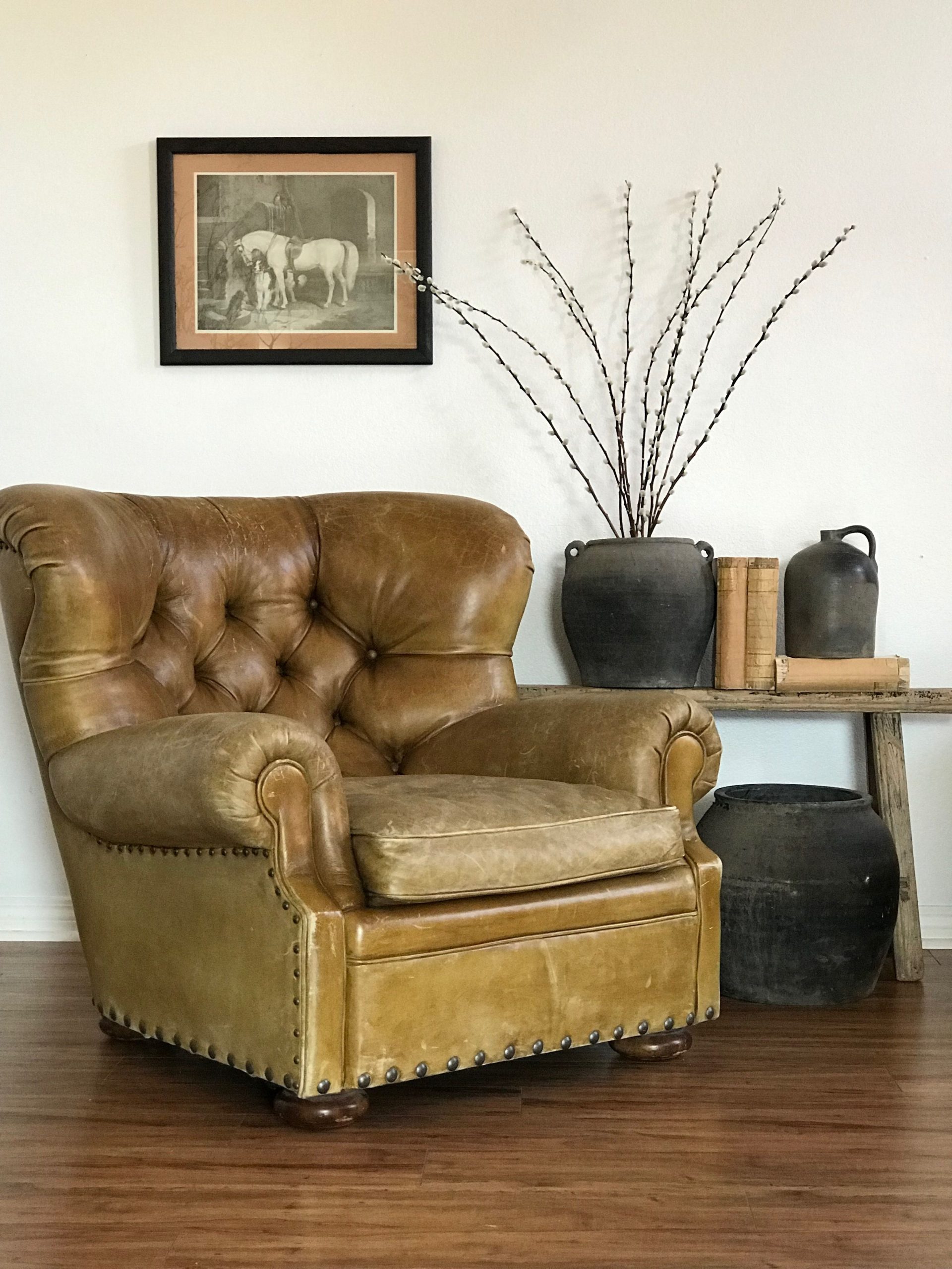 vintage-leather-armchair-restoration